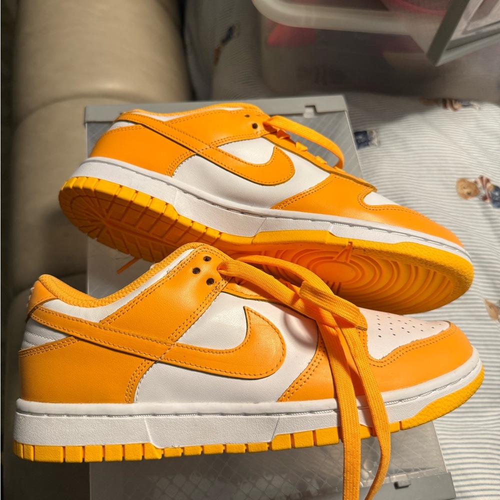 New Women’s Nike Dunks Orange and White Sneakers